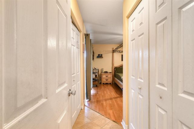 118 SW Ray Avenue, Port St. Lucie, FL 34983