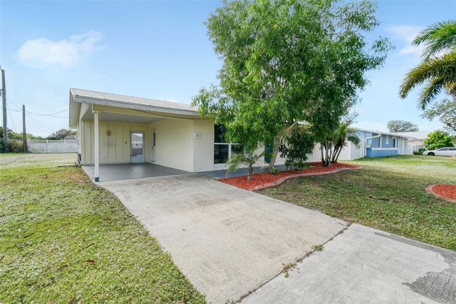 118 SW Ray Avenue, Port St. Lucie, FL 34983