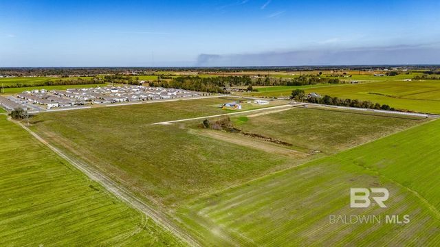 18886 County Road 48, Robertsdale, AL 36580