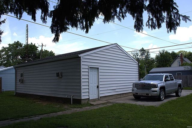 907 S 18th Street, Lafayette, IN 47905