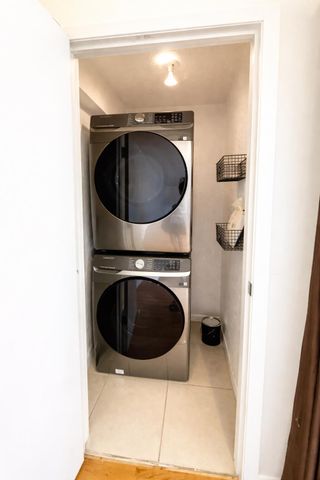 1825 Dartmouth Drive NE APT 205, Albuquerque, NM 87106