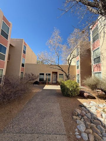 1825 Dartmouth Drive NE APT 205, Albuquerque, NM 87106