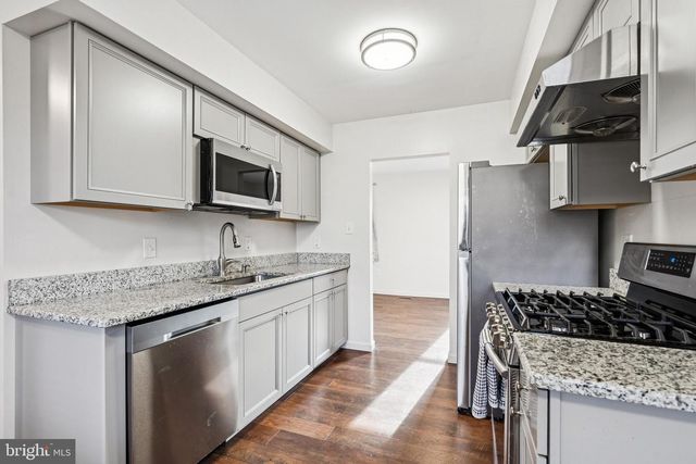 715 COOPERLANDING RD, Cherry Hill, NJ 08002