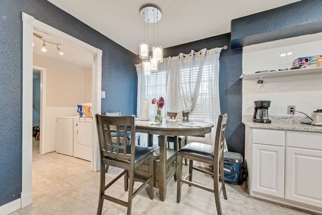3815 INDIAN WELLS Drive, Arlington, TX 76017
