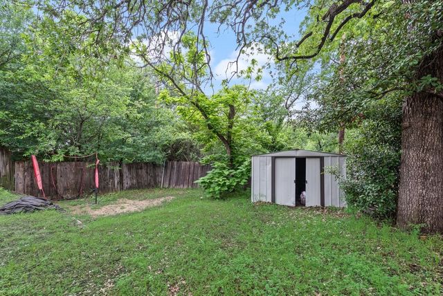 3815 INDIAN WELLS Drive, Arlington, TX 76017
