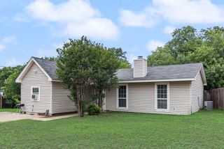 3815 INDIAN WELLS Drive, Arlington, TX 76017