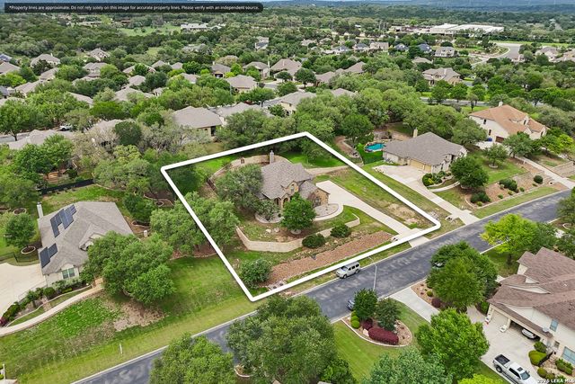 865 Santa Cruz, New Braunfels, TX 78132