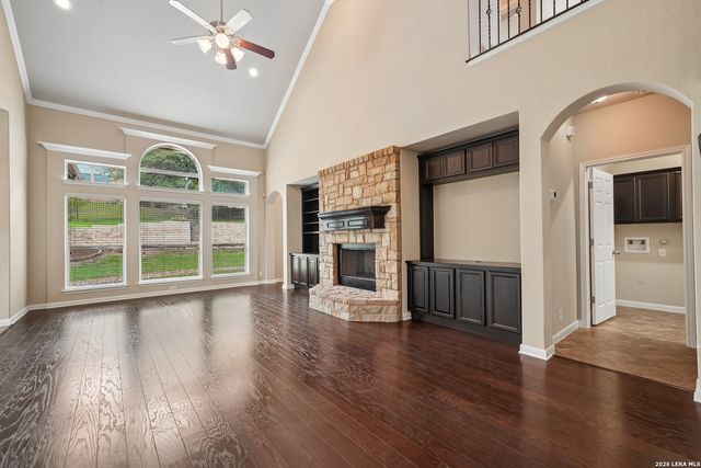 865 Santa Cruz, New Braunfels, TX 78132