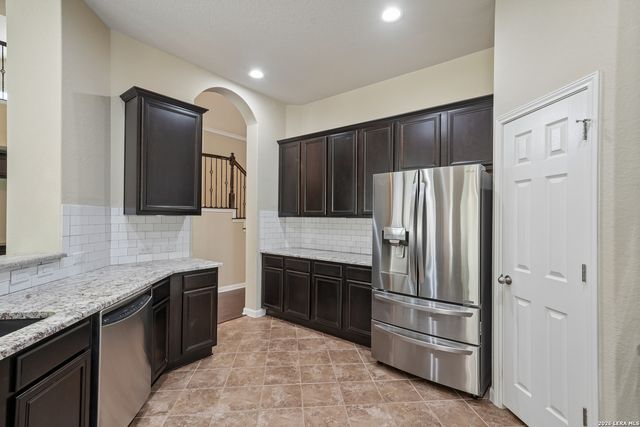 865 Santa Cruz, New Braunfels, TX 78132