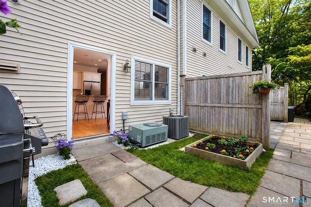 20 Cross Street 7, Westport, CT 06605