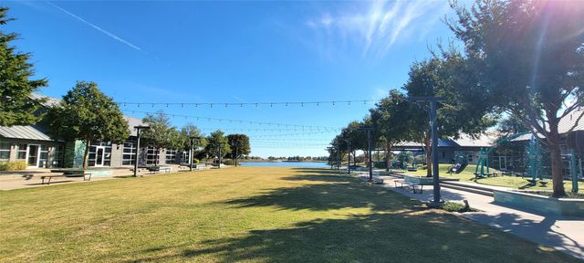 424 4th Street, Argyle, TX 76226