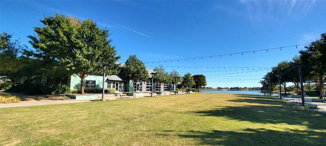 424 4th Street, Argyle, TX 76226