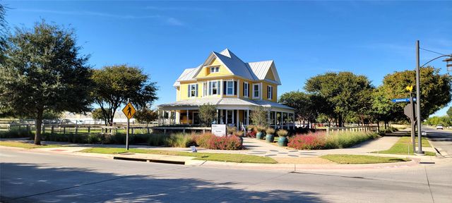 424 4th Street, Argyle, TX 76226