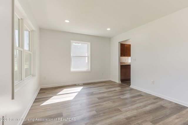931 Mel Avenue, Lansing, MI 48911