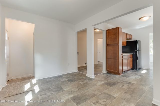 931 Mel Avenue, Lansing, MI 48911