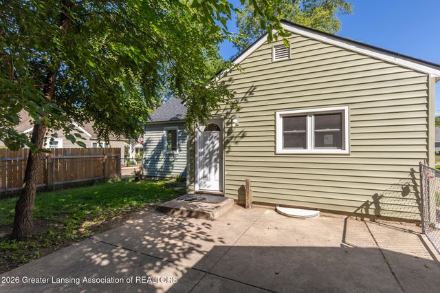 931 Mel Avenue, Lansing, MI 48911