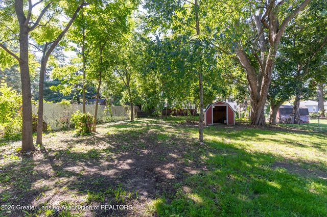 931 Mel Avenue, Lansing, MI 48911