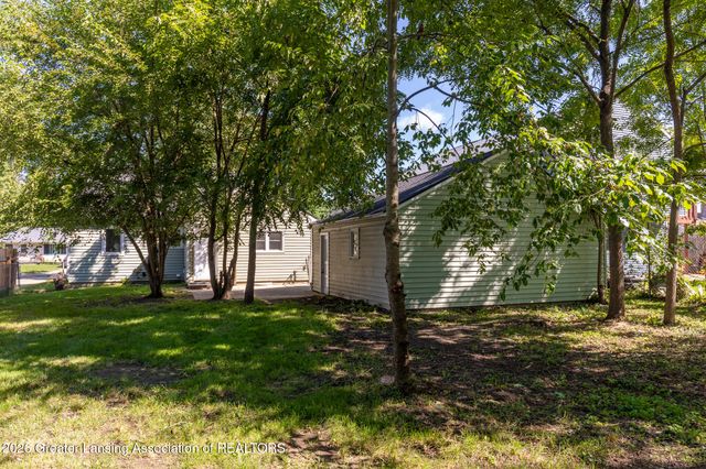 931 Mel Avenue, Lansing, MI 48911