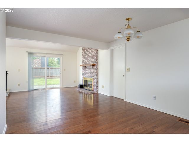 8103 Se CYPRESS Ave, Milwaukie, OR 97267