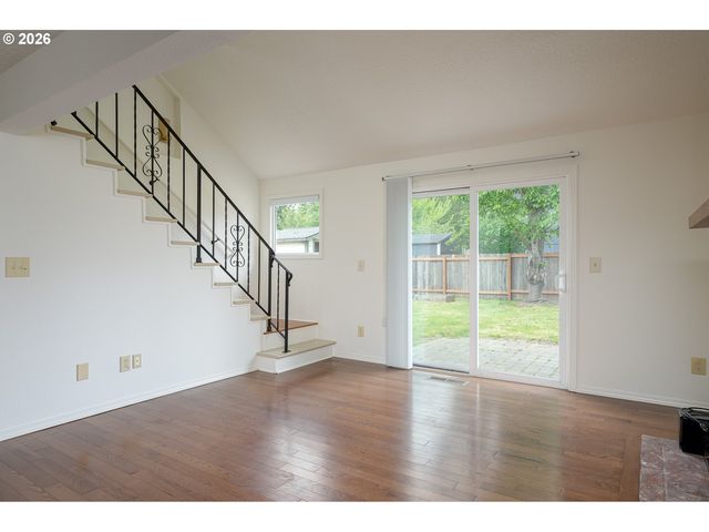 8103 Se CYPRESS Ave, Milwaukie, OR 97267