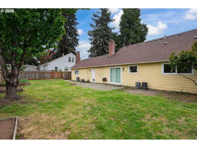 8103 Se CYPRESS Ave, Milwaukie, OR 97267