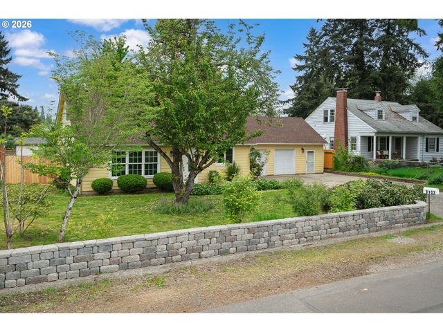 8103 Se CYPRESS Ave, Milwaukie, OR 97267