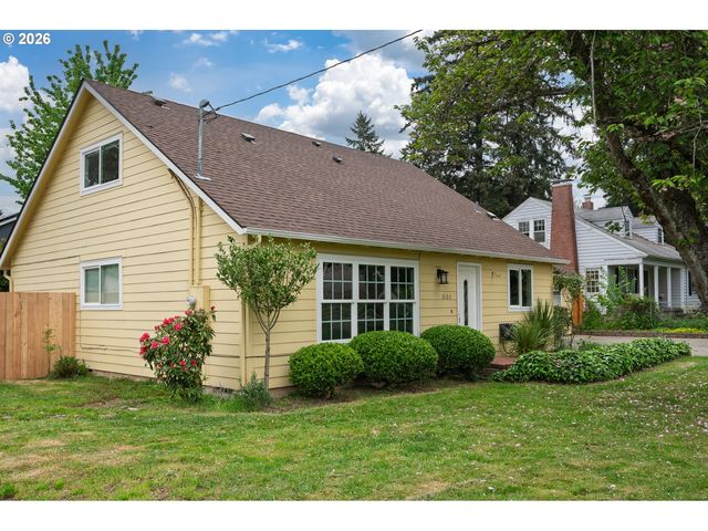 8103 Se CYPRESS Ave, Milwaukie, OR 97267
