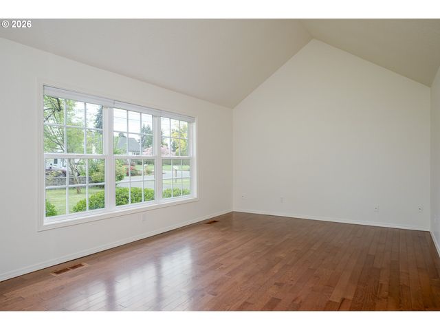 8103 Se CYPRESS Ave, Milwaukie, OR 97267