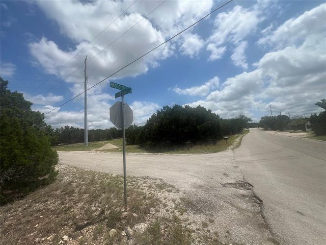 6801 Cedar Ridge CIR, Lago Vista, TX 78645
