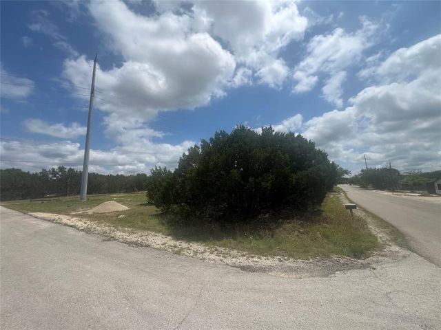 6801 Cedar Ridge CIR, Lago Vista, TX 78645