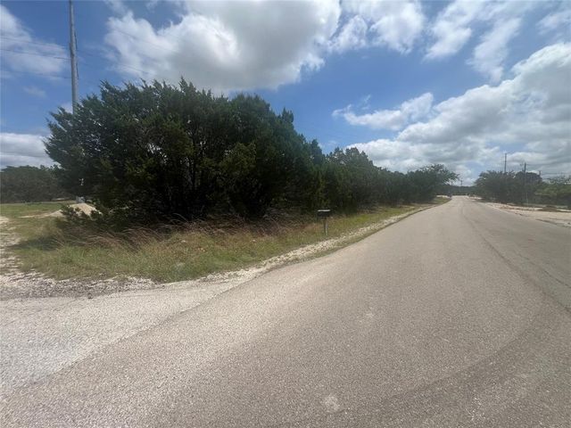 6801 Cedar Ridge CIR, Lago Vista, TX 78645