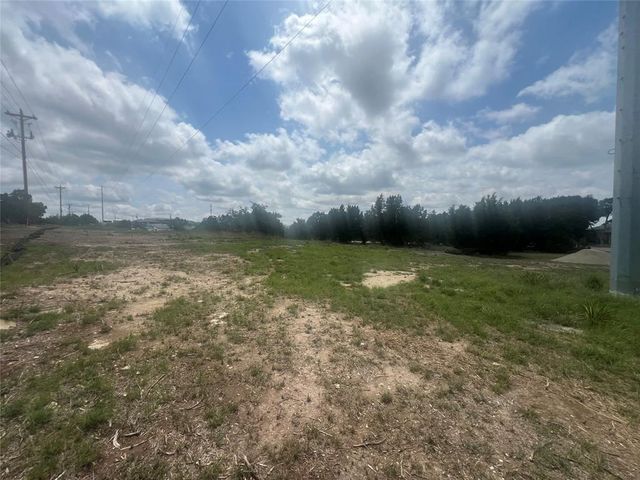 6801 Cedar Ridge CIR, Lago Vista, TX 78645