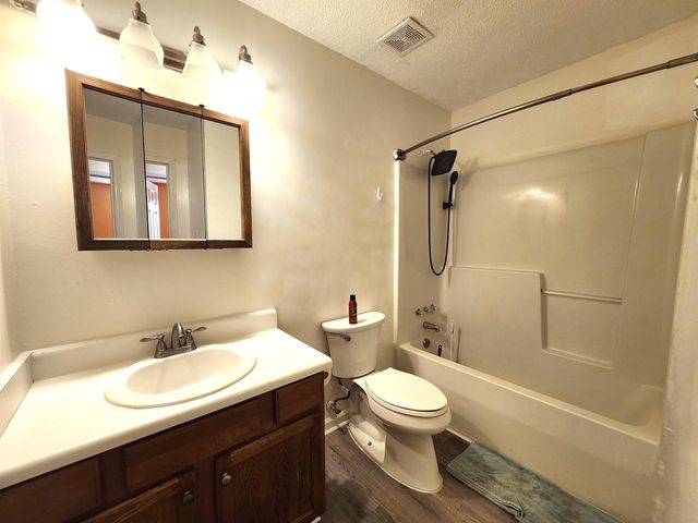 218 Donavan Drive, Spartanburg, SC 29302