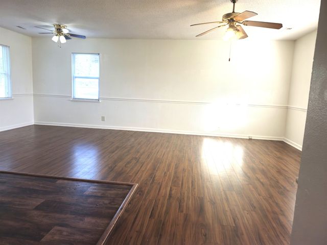 218 Donavan Drive, Spartanburg, SC 29302