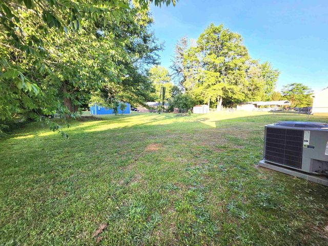 218 Donavan Drive, Spartanburg, SC 29302