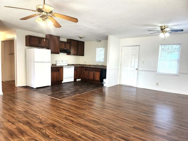 218 Donavan Drive, Spartanburg, SC 29302