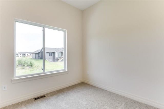 8880 E Bradford St, Wichita, KS 67210