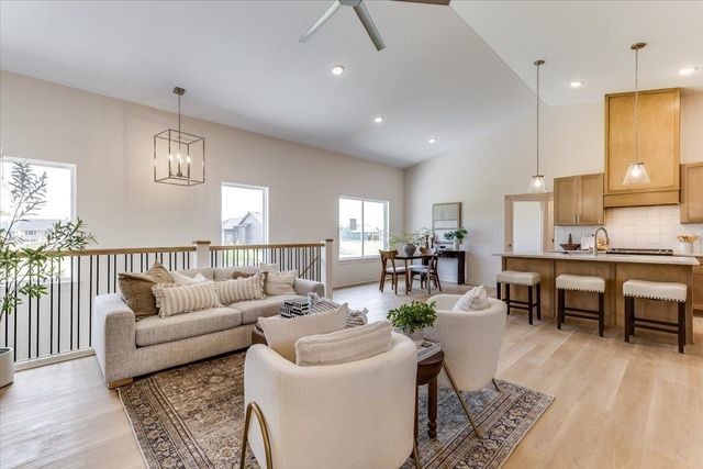 8880 E Bradford St, Wichita, KS 67210