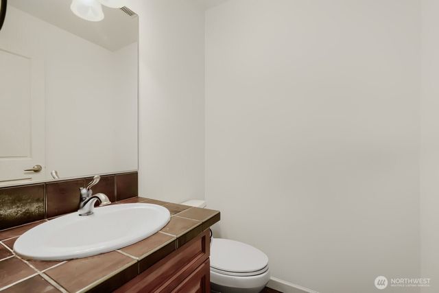 303 Bellevue Way SE, Bellevue, WA 98004