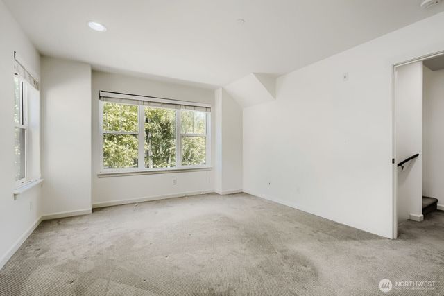 303 Bellevue Way SE, Bellevue, WA 98004