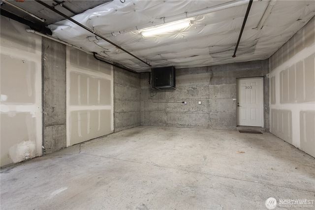 303 Bellevue Way SE, Bellevue, WA 98004