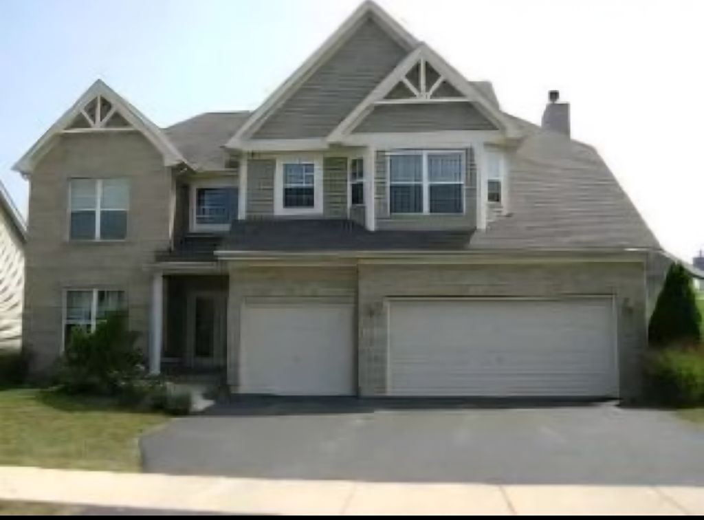 165 Fieldcrest Drive, Bartlett, IL 60103