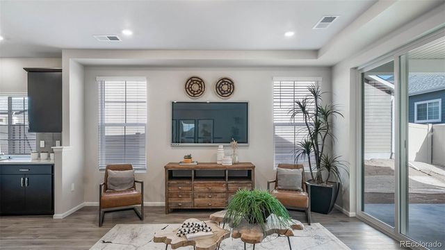 22105 E 49th Place, Aurora, CO 80019
