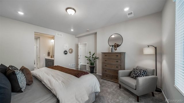 22105 E 49th Place, Aurora, CO 80019