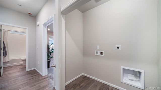 22105 E 49th Place, Aurora, CO 80019