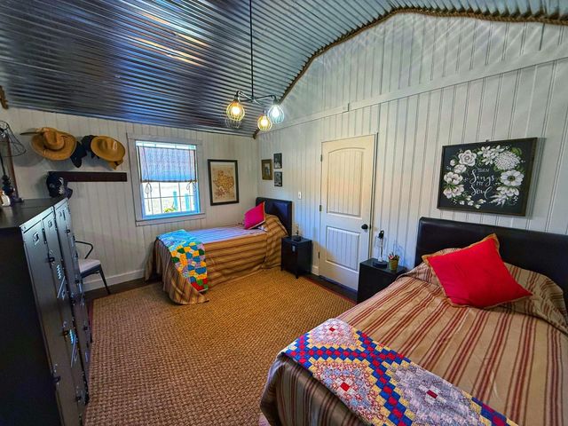 8311 Pr 1214, Centerville, TX 75833