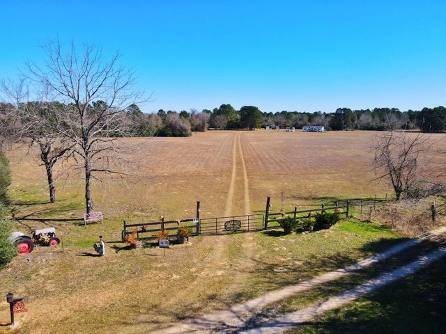 8311 Pr 1214, Centerville, TX 75833