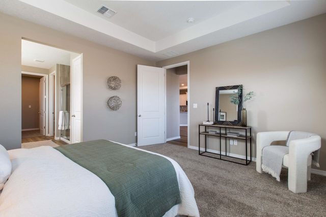 1616 Valle De Colores Street NW, Los Lunas, NM 87031