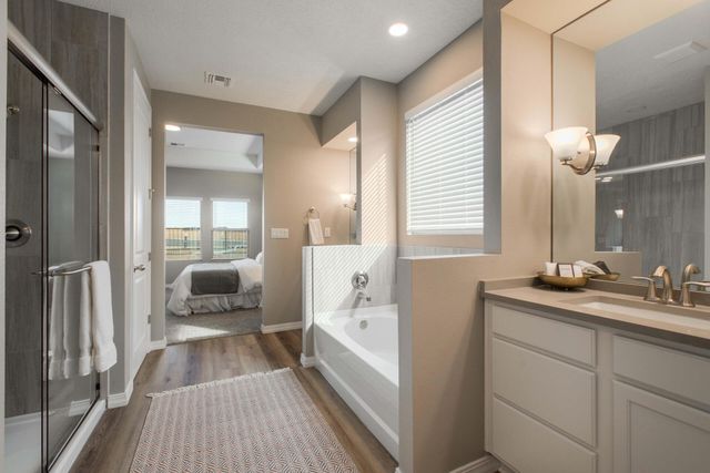 1616 Valle De Colores Street NW, Los Lunas, NM 87031