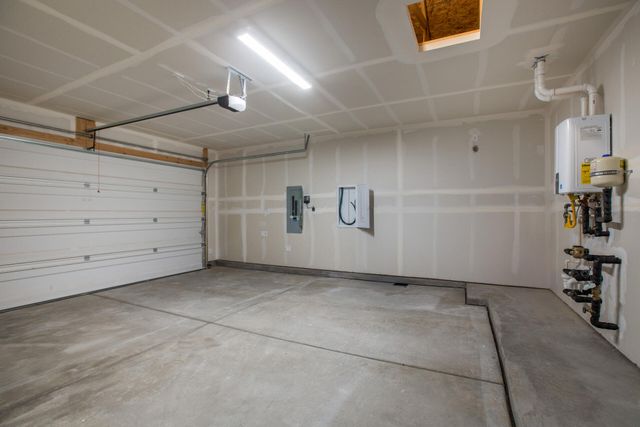 1616 Valle De Colores Street NW, Los Lunas, NM 87031